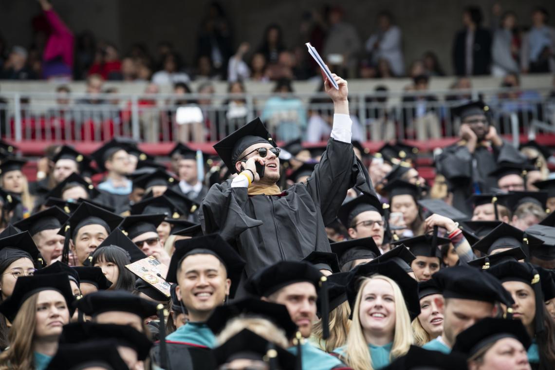 Academic costume | Commencement